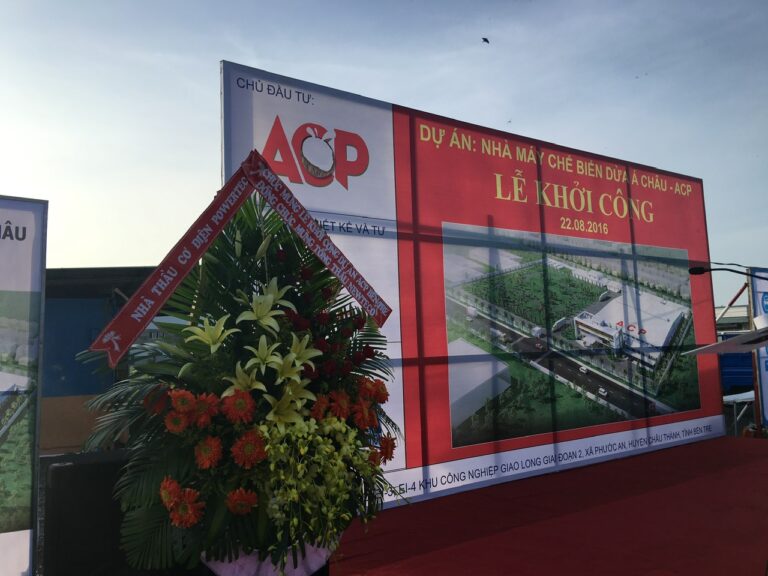 Nhà máy chế biến dừa Bến Tre